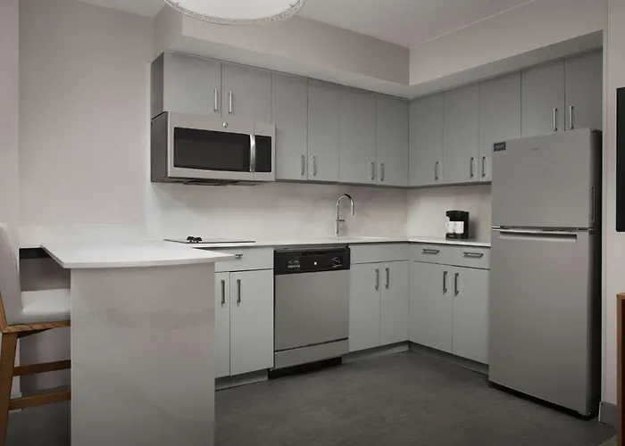 Homewood Suites By Hilton Alexandria