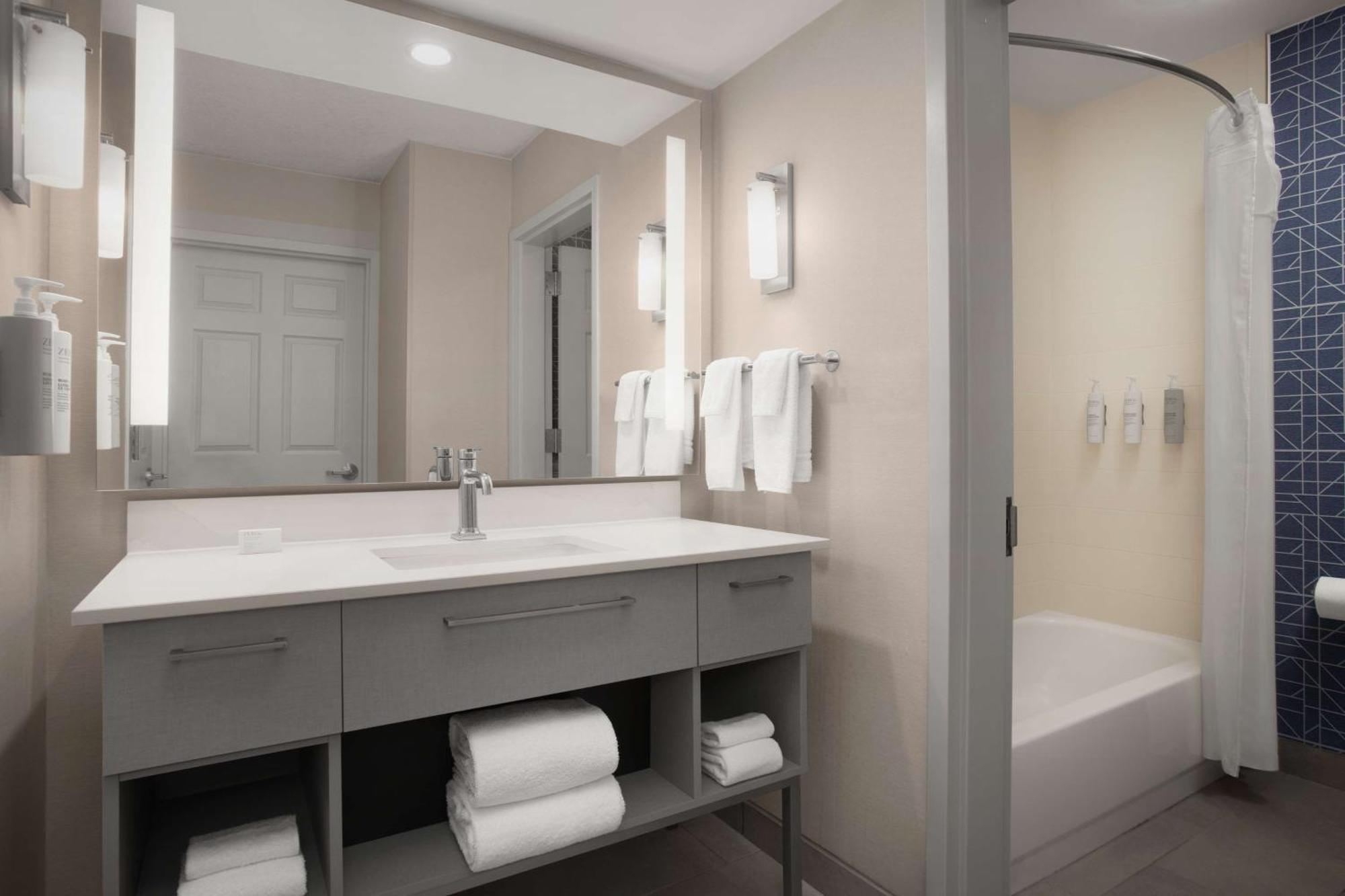 Hotel Homewood By Hilton