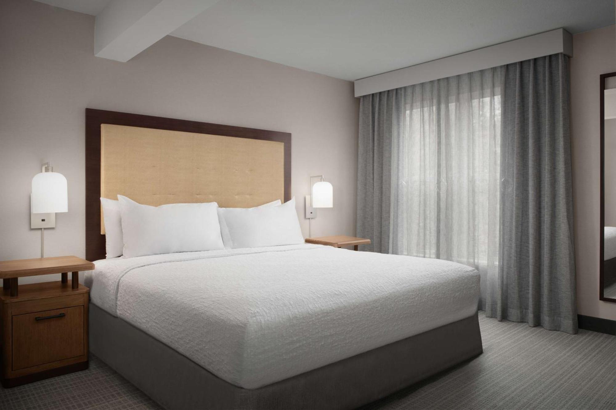 Hotel Homewood By Hilton Alexandria